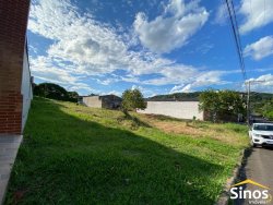 Terreno de 704,61m² no bairro Vila Nova 
