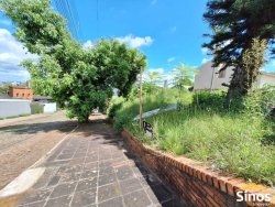 Terreno de esquina com 806m² no bairro Boa Vista  