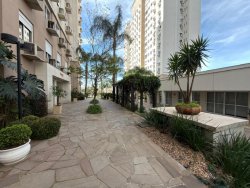 Apartamento com 02 dormitórios no Residencial Weekend 