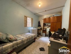 Casa com 03 dormitórios no bairro São Jorge 