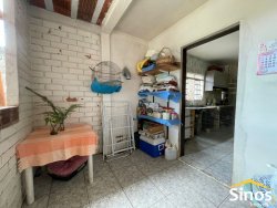 Casa com 03 dormitórios no bairro São Jorge 