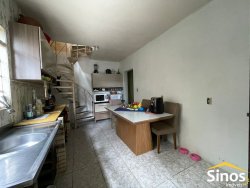 Casa com 03 dormitórios no bairro São Jorge 