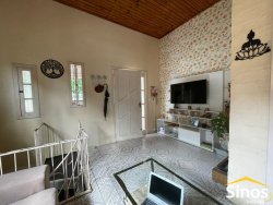 Casa com 03 dormitórios no bairro São Jorge 