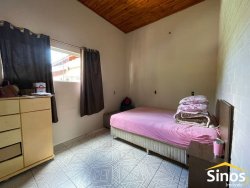 Casa com 03 dormitórios no bairro São Jorge 