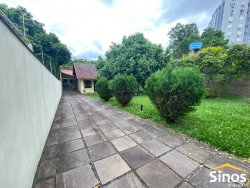 Casa com 02 dormitórios no bairro Vila Nova 