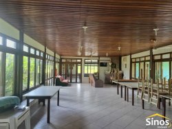 Lindo sítio de 2,5 hectares em Lomba Grande 