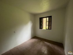 Lindo sítio de 2,5 hectares em Lomba Grande 