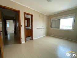 Apartamento com 03 dormitórios no bairro São José 