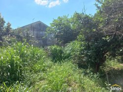 Terreno com construção no bairro Vila Nova 