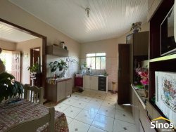 Casa com 02 dormitórios no bairro Jardim América 