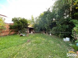 Casa com 02 dormitórios no bairro Jardim América 