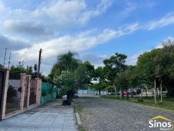 Casa com 02 dormitórios no bairro Jardim América 