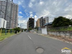 Terreno com 448,77m² no bairro Morro do Espelho 