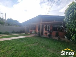 Casa com 02 dormitórios em Morungava 