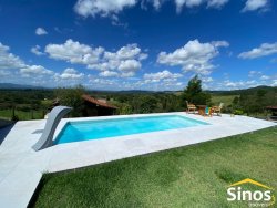Sítio com 2.500m²  no bairro Lomba Grande 