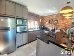 Sítio com 2.500m²  no bairro Lomba Grande 