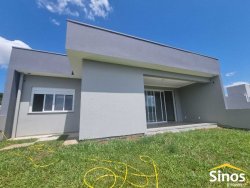Casa com 03 dormitórios no condomínio Moradas da Lomba 