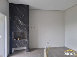 Casa com 03 dormitórios no condomínio Moradas da Lomba 