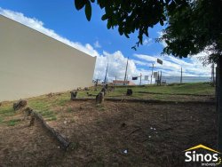 Terreno com 663m² no bairro Canudos 