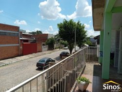 Sobrado com 06 dormitórios no bairro Canudos 