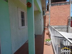 Sobrado com 06 dormitórios no bairro Canudos 