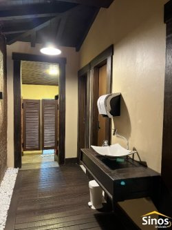 Empreendimento com moradia em Lomba Grande 