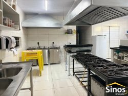 Empreendimento com moradia em Lomba Grande 