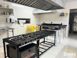 Empreendimento com moradia em Lomba Grande 