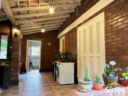 Empreendimento com moradia em Lomba Grande 