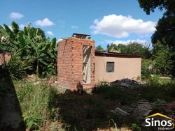 Terreno com construção no bairro Guarani 