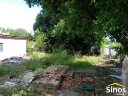 Terreno com construção no bairro Guarani 