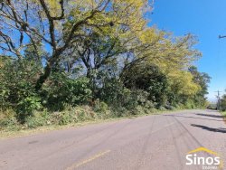 Sítio com 3,7 hectares no bairro Lomba Grande 