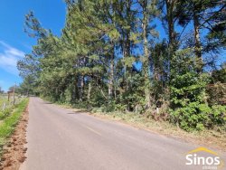 Sítio com 3,7 hectares no bairro Lomba Grande 