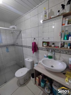 Sobrado com 03 dormitórios no bairro Ideal 