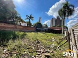 Terreno de esquina com 438,04m² no bairro Rio Branco 