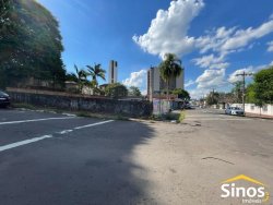 Terreno de esquina com 438,04m² no bairro Rio Branco 