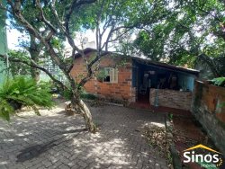 Prédio comercial com casa no bairro Guarani 