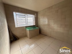 Casa com 03 dormitórios no bairro Guarani 