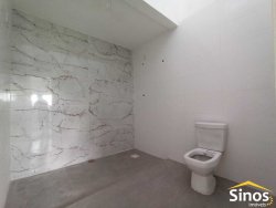 Casa com 02 dormitórios no Bairro Rondônia 