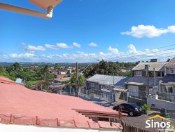 Casa com 02 dormitórios no Bairro Rondônia 