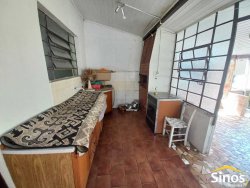 Sobrado com 02 moradias no bairro Guarani 