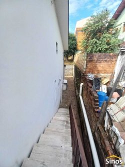 Sobrado com 02 moradias no bairro Guarani 