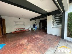 Casa com 03 dormitórios no bairro Boa Vista 
