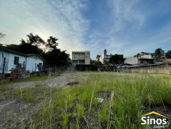 Terreno com construção para locação no bairro Rondônia 