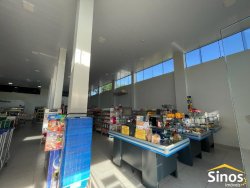 Prédio com 459m² para locação no bairro Rondônia 