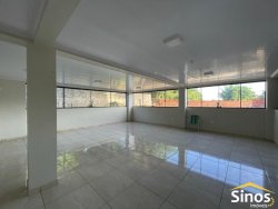 Prédio com 459m² para locação no bairro Rondônia 