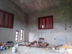 Casa com 03 dormitórios no bairro Canudos 