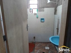 Casa com 03 dormitórios no bairro Canudos 