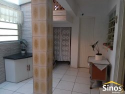 Sobrado com 05 dormitórios no bairro São Jorge 