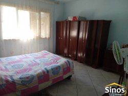 Sobrado com 05 dormitórios no bairro São Jorge 